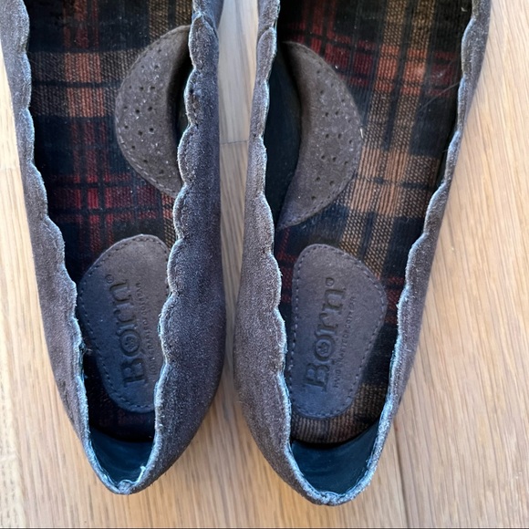 Born Scalloped Suede Flats - Picture 2 of 11